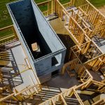 new-home-construction-framing-of-a-house-J5FPL7J.jpg
